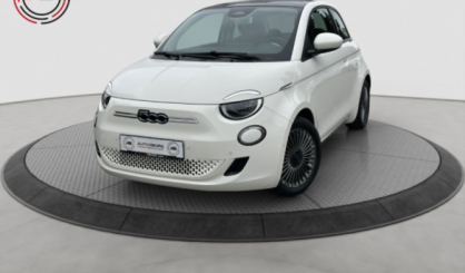 500e Icon NAVI MEMORY KEYLESS CARPLAY PANO KAMER